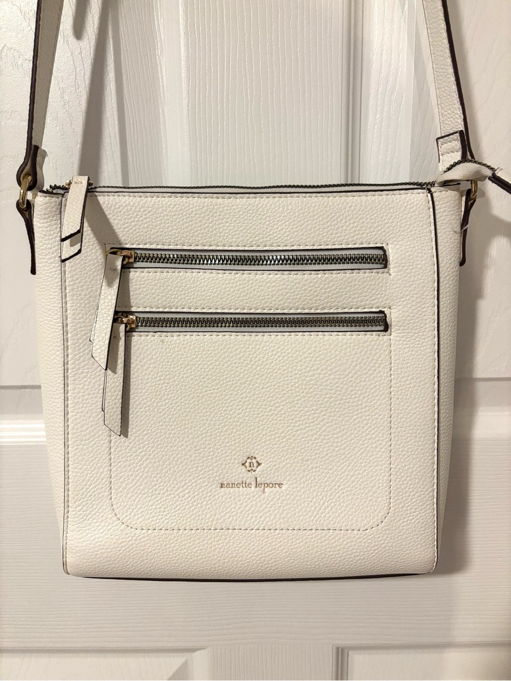 Classic Minimalist Nanette Lepore Ivory Pebbled Crossbody Bag Double Zip Gold